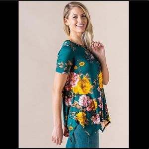 Agnes & Dora Large Teal Floral Handkerchief Tunic Very Good Used Condition